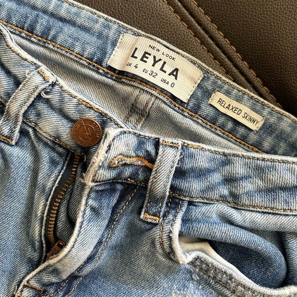 Vintage Discontinued Relaxed Skinny Jeans US 0 | ASOS - Picture 2 of 4